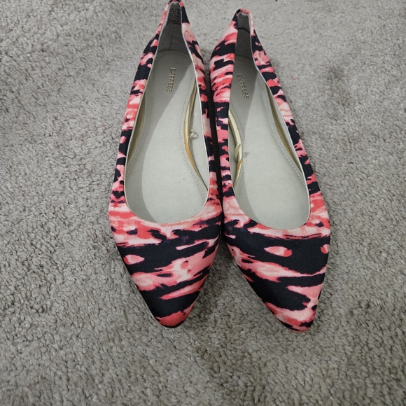 Women’s Ballet Flat - Picture 8 of 8